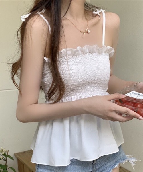 NANEA(ナネア)の「肩リボン総シャーリングキャミソール(キャミソール・レディース・ブラック/ホワイト/グリーン/ピンク・フリー)」の19枚目の写真