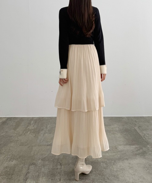 CENEA（セネア）の「ニットドッキングプリーツワンピース（ワンピース・レディース・ブラック/モカ/アイボリー・LARGE/MEDIUM/SMALL）」の7枚目の写真