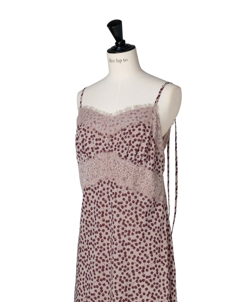 Her lip to(ハーリップトゥー)の「Cherry Pattern Camisole Dress(ワンピース・レディース・モーブ系/レッド系/ネイビー・M/S)」の8枚目の写真