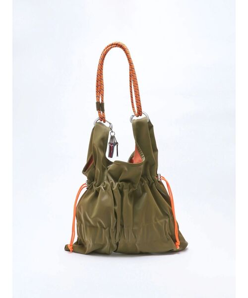 cheek(BAG)(チーク)の「【cheek】tiered code one shoulder(ハンドバッグ・レディース・ピンク/グレー/カーキ/ブラック・FREE)」の3枚目の写真
