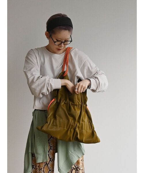 cheek(BAG)(チーク)の「【cheek】tiered code one shoulder(ハンドバッグ・レディース・ピンク/グレー/カーキ/ブラック・FREE)」の6枚目の写真