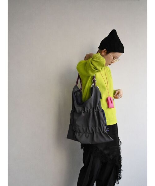 cheek(BAG)(チーク)の「【cheek】tiered code one shoulder(ハンドバッグ・レディース・ピンク/グレー/カーキ/ブラック・FREE)」の8枚目の写真