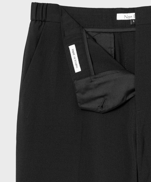 NONBLANK(ノンブランク)の「W29 ウォッシャブルセミワイドフィットスラックス_BLACK(スラックス・メンズ・ブラック・MEDIUM/LARGE/X-LARGE)」の4枚目の写真
