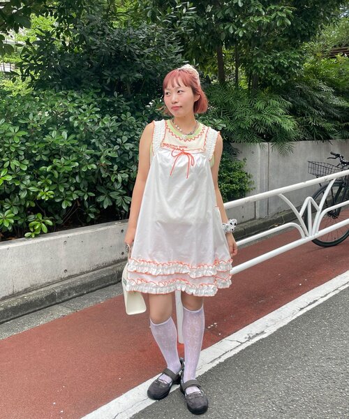 HELLO.SANFRANCISCO(ハローサンフランシスコ)の「【HELLO.SANFRANCISCO/ハローサンフランシスコ】シャーリングフリルメロウチュニック(チュニック・レディース・ホワイト/サックスブルー・ONE SIZE)」の10枚目の写真
