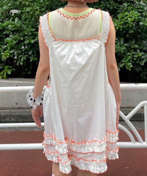 HELLO.SANFRANCISCO(ハローサンフランシスコ)の「【HELLO.SANFRANCISCO/ハローサンフランシスコ】シャーリングフリルメロウチュニック(チュニック・レディース・ホワイト/サックスブルー・ONE SIZE)」の13枚目の写真
