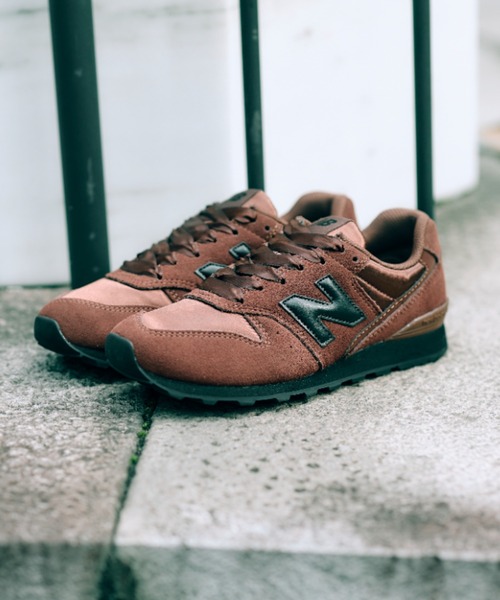 NEW BALANCE(ニューバランス)の「W996 W9964KH(スニーカー・レディース・ブラウン・24.0cm/22.0cm/25.5cm/25.0cm/24.5cm/23.5cm/23.0cm/22.5cm)」の2枚目の写真