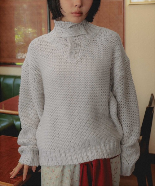 miette(ミエット)の「ハイネックチャンキーニットプルオーバー(ニット/セーター・レディース・カーキ/アイボリー/ライトグレー・FREE)」の5枚目の写真