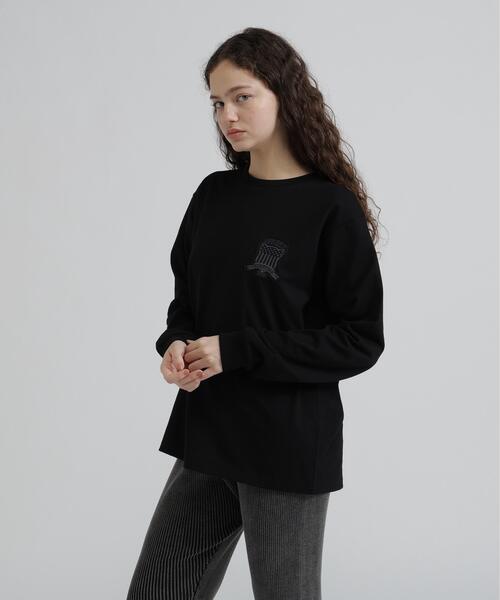 AVIREX(アヴィレックス)の「L/S SIGNATURE VARSITY LOGO T-SHIRT(Tシャツ/カットソー・レディース・ブラック/ホワイト/ブルー・F)」の4枚目の写真