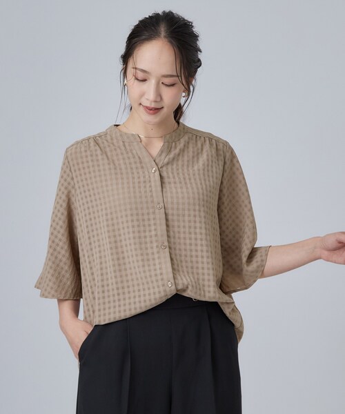 SHOO・LA・RUE(シューラルー)の「【洗濯機可/S-LL】二の腕隠せる 5分袖ギンガムシアーブラウス(シャツ/ブラウス・レディース・ブラック/アイボリー/ブラウン系・01/02/03/04)」の12枚目の写真