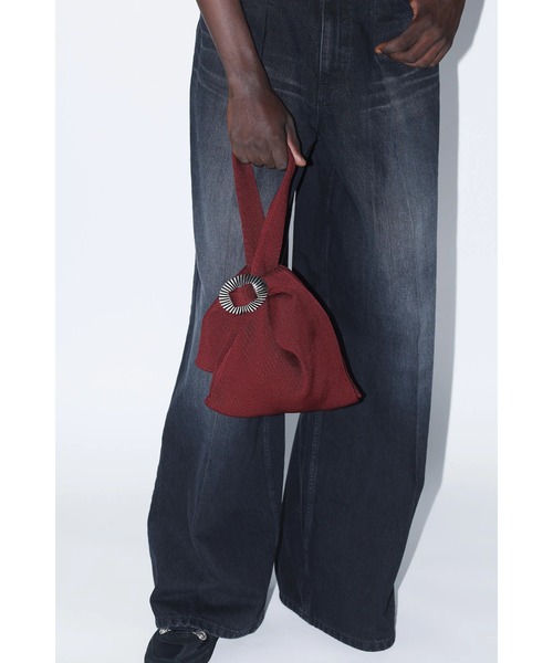 TOGA(トーガ)の「【TOGA TOO/トーガトゥー】Concho knit bag(ハンドバッグ・レディース・ライトブルー/ワイン/ブラック・FREE)」の4枚目の写真
