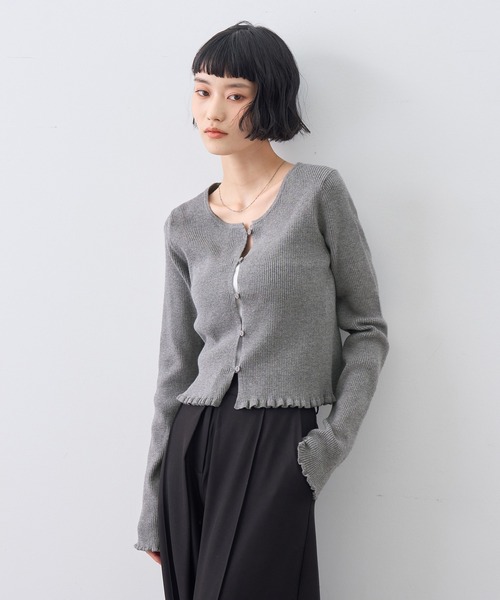 NOGLE(ノグル)の「【NOGLE/ノグル】メロウヘムリブカーディガン(Tシャツ/カットソー・レディース・ブラウン/グレー/ブルー系その他/ブラック・FREE)」の8枚目の写真