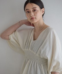 A part by（アパートバイ）の「【全骨格タイプ対応 WEB限定】ウエストシャーリングブラウス（シャツ/ブラウス）」