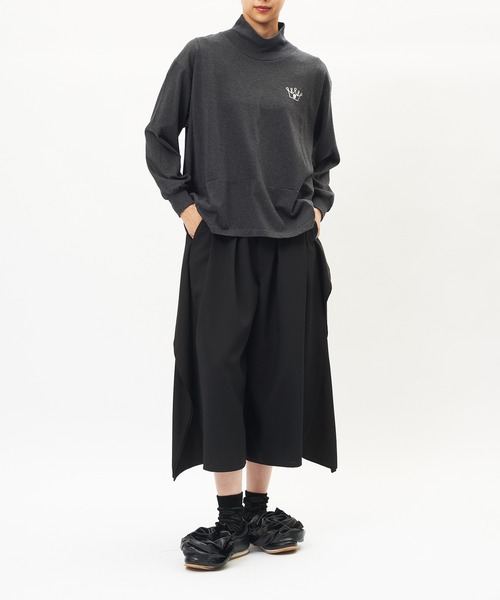 gomme(ゴム)の「サイドフリルツイルパンツ(その他パンツ・レディース・ブラック・MEDIUM)」の2枚目の写真