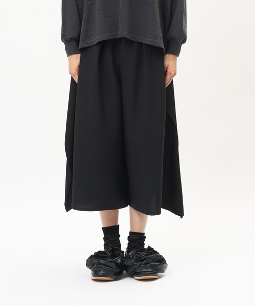 gomme(ゴム)の「サイドフリルツイルパンツ(その他パンツ・レディース・ブラック・MEDIUM)」の5枚目の写真