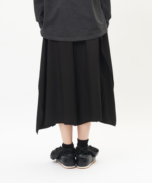 gomme(ゴム)の「サイドフリルツイルパンツ(その他パンツ・レディース・ブラック・MEDIUM)」の7枚目の写真