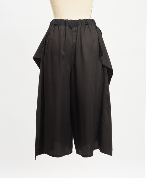 gomme(ゴム)の「サイドフリルツイルパンツ(その他パンツ・レディース・ブラック・MEDIUM)」の10枚目の写真