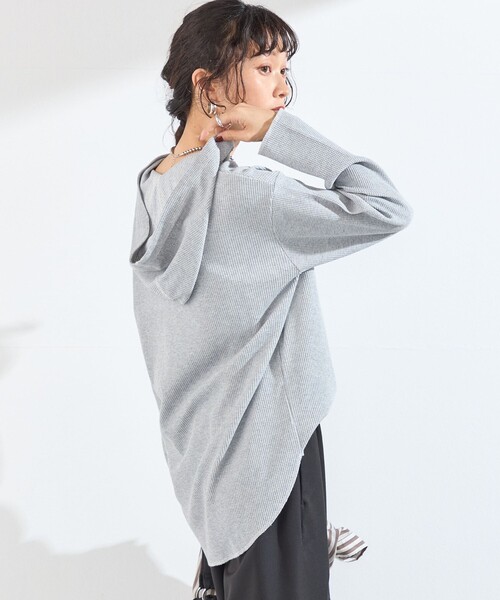 SHIPS Colors(シップス カラーズ)の「〈手洗い可能〉TC ワッフル フーディー トップス◇(Tシャツ/カットソー・レディース・ブラック/グレー/オフホワイト・ONE SIZE)」の5枚目の写真