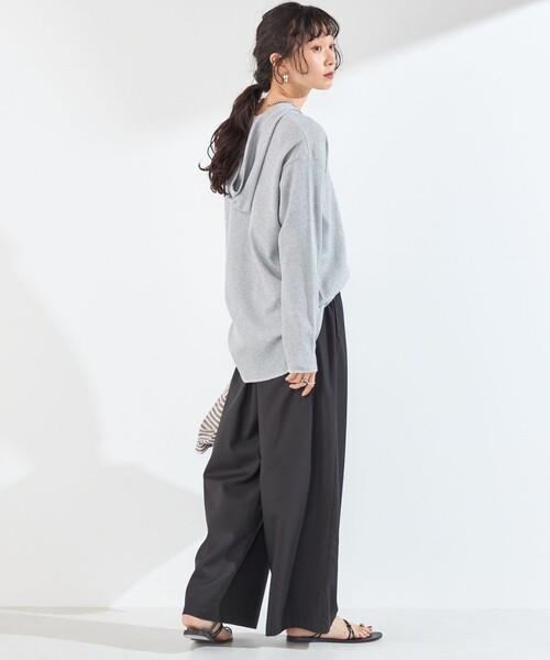 SHIPS Colors(シップス カラーズ)の「〈手洗い可能〉TC ワッフル フーディー トップス◇(Tシャツ/カットソー・レディース・ブラック/グレー/オフホワイト・ONE SIZE)」の9枚目の写真