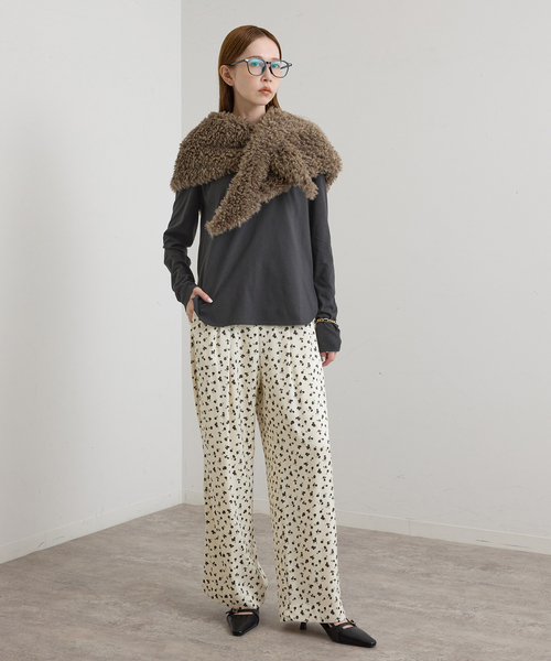 U by SPICK&SPAN(ユーバイスピックアンドスパン)の「ソフト天竺ラウンドヘムプルオーバー(Tシャツ/カットソー・レディース・ホワイト/ブラック系その他/ブルー・FREE)」の4枚目の写真