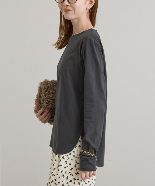 U by SPICK&SPAN(ユーバイスピックアンドスパン)の「ソフト天竺ラウンドヘムプルオーバー(Tシャツ/カットソー・レディース・ホワイト/ブラック系その他/ブルー・FREE)」の8枚目の写真