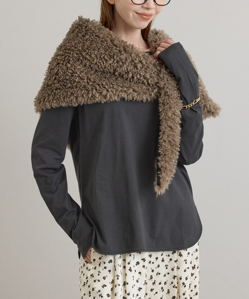 U by SPICK&SPAN(ユーバイスピックアンドスパン)の「ソフト天竺ラウンドヘムプルオーバー(Tシャツ/カットソー・レディース・ホワイト/ブラック系その他/ブルー・FREE)」の12枚目の写真
