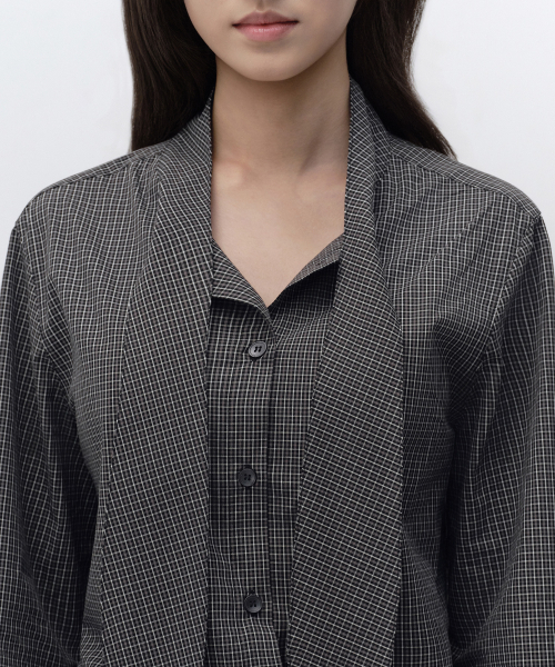 MUSINSA STANDARD WOMAN（ムシンサスタンダードウーマン）の「ウィメンズチェックタイブラウス[ブラック/アイボリー]（シャツ/ブラウス・レディース・その他・LARGE/X-SMALL/SMALL/MEDIUM）」の4枚目の写真
