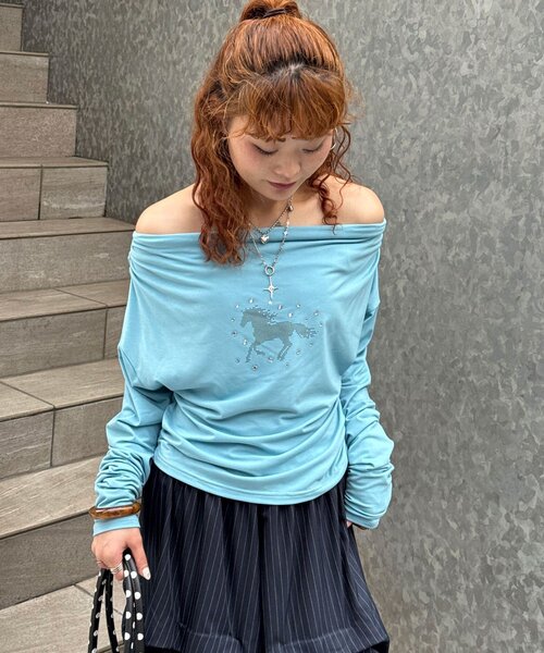 CIAOPANIC（チャオパニック）の「ホースグラフィックドレープネックロンTee（Tシャツ/カットソー・レディース・ブラウン/サックスブルー/ブラック・ONE SIZE）」の10枚目の写真