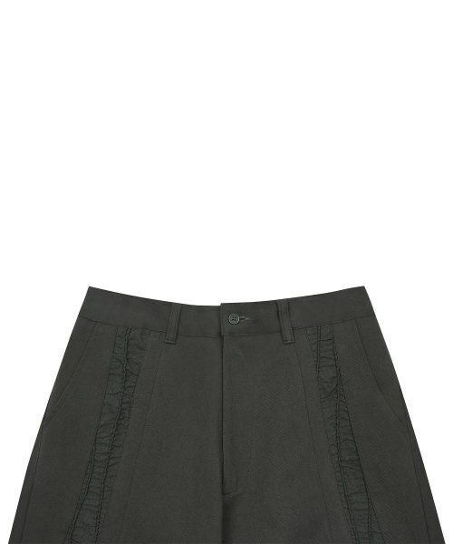 LUVISTRUE（ラヴイズトゥルー）の「PY CURVED WIDE PANTS(CHARCOAL)（その他パンツ・レディース・その他・FREE）」の4枚目の写真