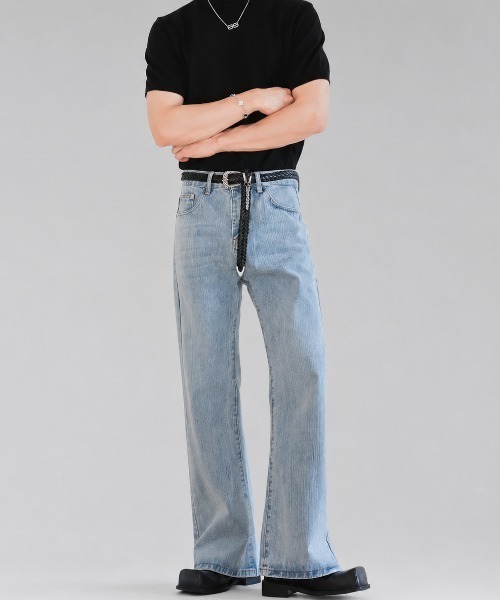 Otte(オッテ)の「コリアンブルーフレアデニム(デニムパンツ・メンズ・ブルー・SMALL/MEDIUM)」の2枚目の写真