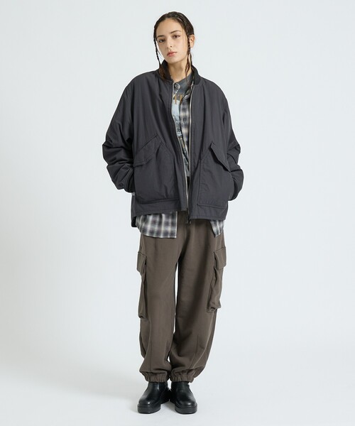 ABAHOUSE(アバハウス)の「【SPIEWAK / スピワック】MIN MAIL MAN Reversible JACKET / メールマンリバーシブルジャケット/ユニセックス(ブルゾン・メンズ・ブラック/ダークネイビー・M/L)」の4枚目の写真