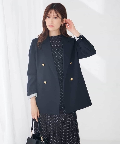 a.v.v(アーヴェヴェ)の「Wブレストジャケット(その他アウター・レディース・ネイビー/ブラウン・36/38/40)」の1枚目の写真