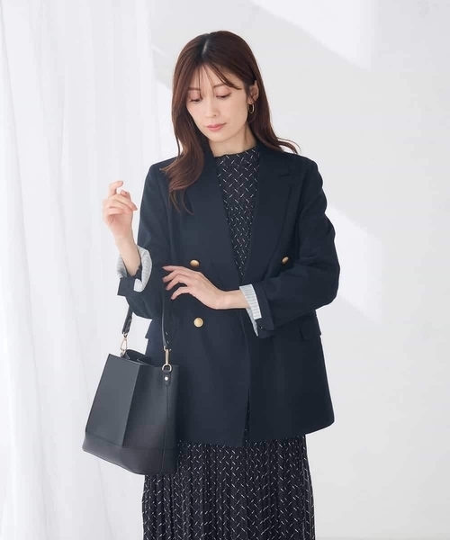 a.v.v(アーヴェヴェ)の「Wブレストジャケット(その他アウター・レディース・ネイビー/ブラウン・36/38/40)」の21枚目の写真
