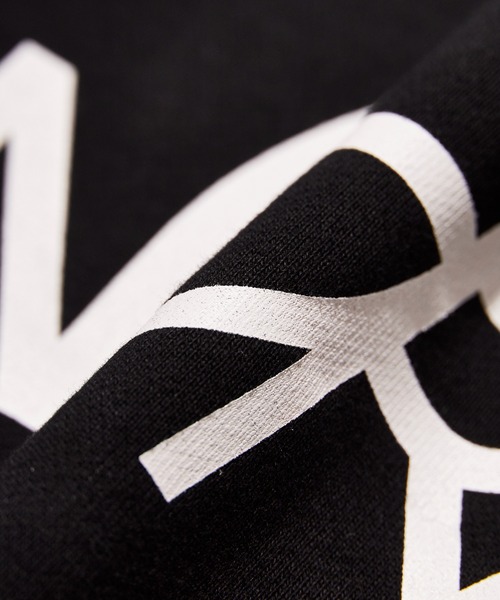 ROOPTOKYO(ループトウキョウ)の「ZOZOTOWN限定 HEAVYWEIGHT TANGRAM TEAM LOGO SWEAT スウェット トレーナー(スウェット・メンズ・ブラック・M)」の3枚目の写真