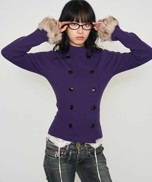 WHO'S WHO gallery(フーズフーギャラリー)の「ファーカフWボタンリブニット(ニット/セーター・レディース・ブラック/オフホワイト/パープル/グレー・FREE)」の21枚目の写真