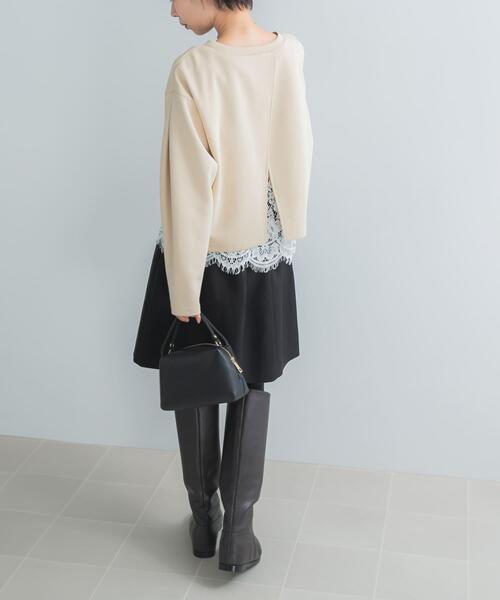 URBAN RESEARCH ROSSO WOMEN（アーバンリサーチ　ロッソ）の「『WEB限定』レースドッキングスウェット（スウェット・レディース・チャコールグレー/ベージュ系その他/ブラウン・FREE）」の11枚目の写真