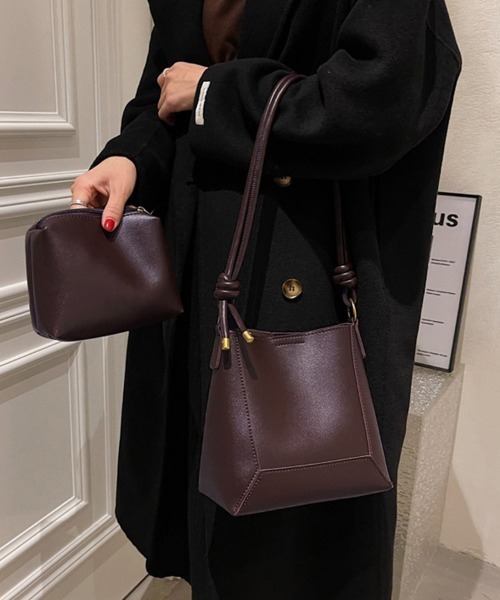 ReRe(リリ)の「ミニバッグ付き2WAYバケツショルダーバッグ(ショルダーバッグ・レディース・ブラウン/ブラック/ダークブラウン・FREE)」の2枚目の写真
