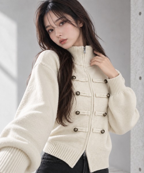 center i(センターアイ)の「ナポレオンデザイン スタンドカラージップニットカーディガン(カーディガン/ボレロ・レディース・グレー/オフホワイト・FREE)」の2枚目の写真