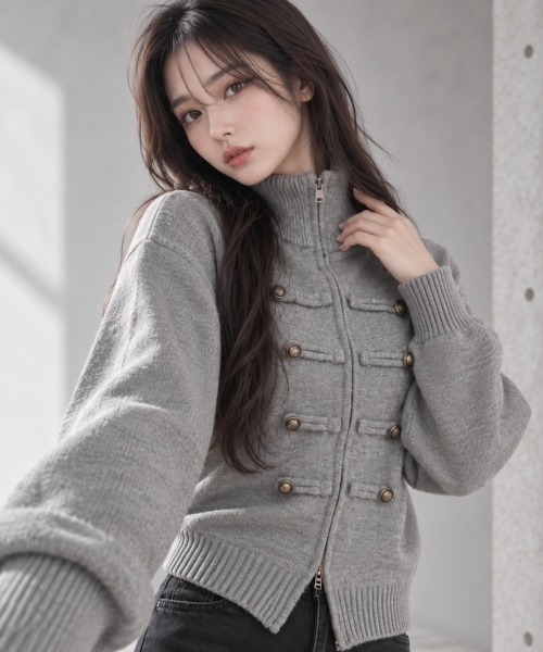 center i(センターアイ)の「ナポレオンデザイン スタンドカラージップニットカーディガン(カーディガン/ボレロ・レディース・グレー/オフホワイト・FREE)」の7枚目の写真
