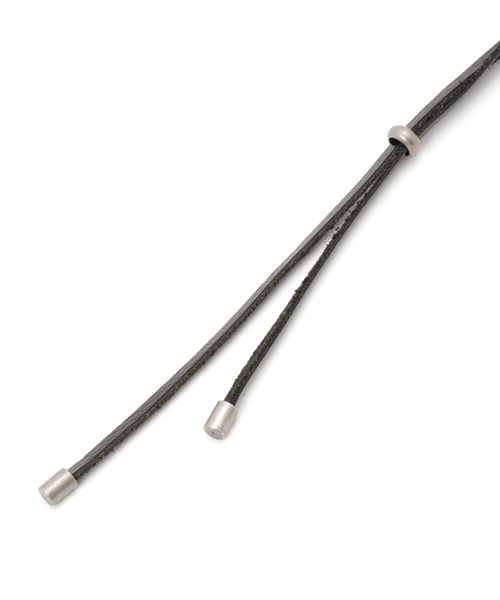 MOUSSY（マウジー）の「REAL LEATHER CODE（ネックレス・レディース・ブラウン/ブラック/ダークブラウン・FREE）」の5枚目の写真