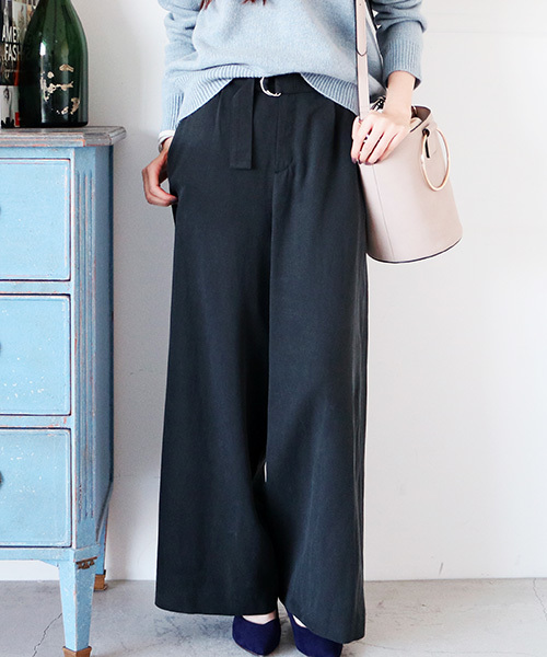 N.（N. Natural Beauty Basic）（エヌエヌナチュラルビューティーベーシック）の「ＡＹサッシュベルト付ワイドパンツ（その他パンツ・レディース・ブラック/ブラウン・MEDIUM）」の2枚目の写真