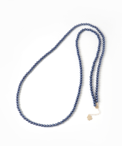 NARACAMICIE（ナラカミーチェ）の「イミテーションパールロングネックレス（ネックレス・レディース・ゴールド/ブルー/ホワイト・フリー）」の3枚目の写真