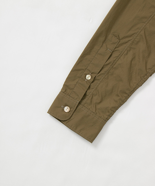 WORK NOT WORK URBAN RESEARCH（ワークノットワークアーバンリサーチ）の「WNW　タイプライターポインテッドカラーシャツ（シャツ/ブラウス・メンズ・モカ/カーキ/ホワイト・LARGE/MEDIUM/SMALL）」の9枚目の写真