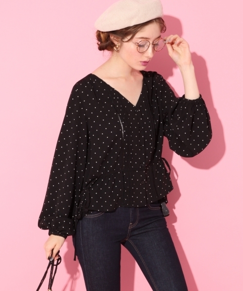 Heather（ヘザー）の「DOTサイドリボンＶネックブラウス　770620（シャツ/ブラウス・レディース・ブラック/ベージュ/アイボリー・FREE）」の3枚目の写真