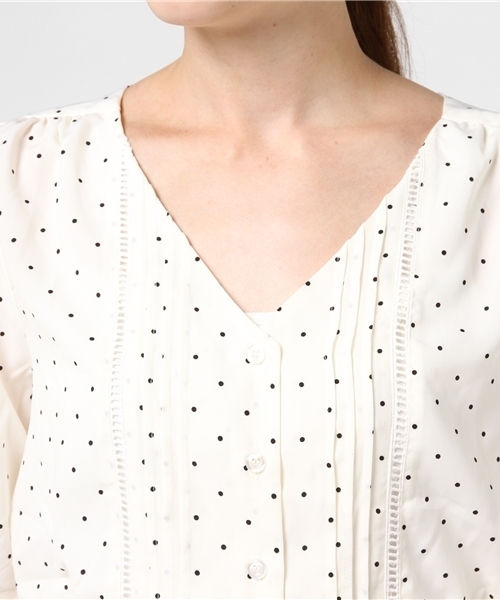 Heather（ヘザー）の「DOTサイドリボンＶネックブラウス　770620（シャツ/ブラウス・レディース・ブラック/ベージュ/アイボリー・FREE）」の14枚目の写真