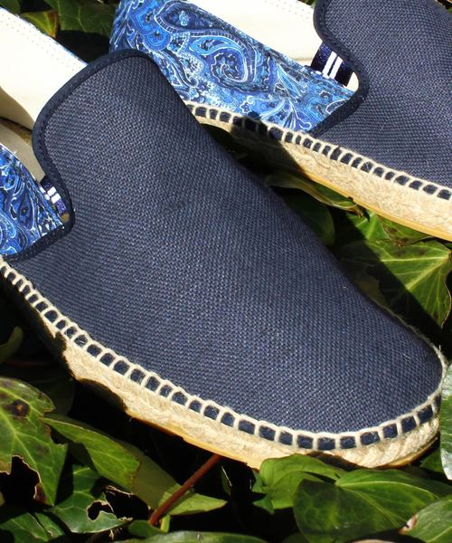 Calzanor（カルザノール）の「【CALZANOR(カルザノール)】別注 エスパドリーユ（スリッポン）/リネンキャンバス×リバティ　（スリッポン・メンズ・ホワイト/ネイビー・L/M）」の11枚目の写真