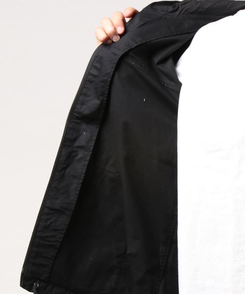 AVIREX（アヴィレックス）の「AVIREX/アヴィレックス/クールマックス フーデッド ジップアップ ビッグロゴ シャツ/HOODED ZIP UP SHIRT BIG LOGO（シャツ/ブラウス・メンズ・ブルー/ホワイト/レッド/ブラック・XX-LARGE/X-LARGE/LARGE/MEDIUM）」の8枚目の写真