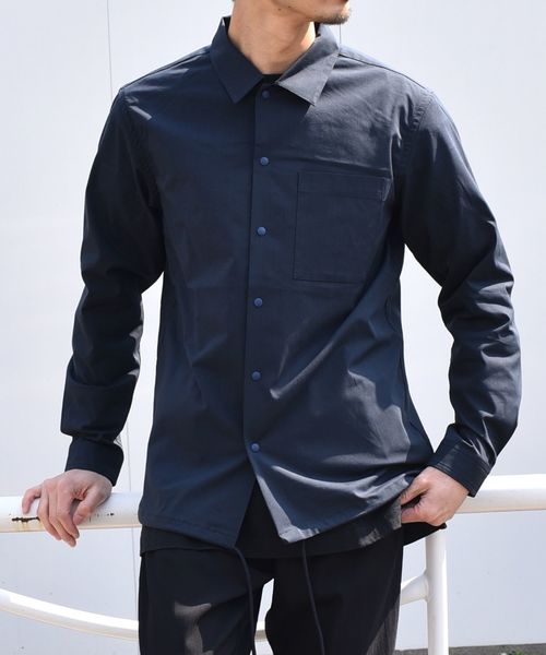 SHIPS（シップス）の「SU: COACH シャツ（シャツ/ブラウス・メンズ・ネイビー/チャコールグレー/ベージュ・LARGE/MEDIUM/SMALL/X-LARGE）」の3枚目の写真