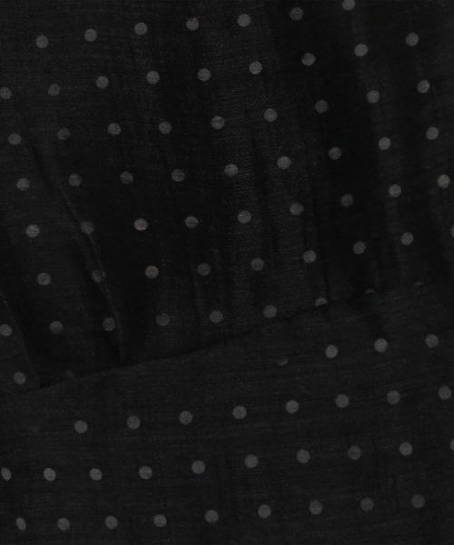 Jewel Changes（ジュエルチェンジズ）の「〓JOC シアー フリル プルオーバー×ドット キャミソール / 2点セット（シャツ/ブラウス・レディース・ブラック/オフホワイト・FREE）」の3枚目の写真