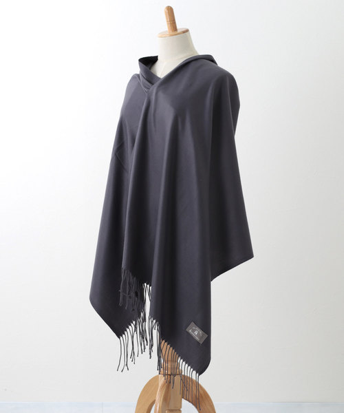 Jubilee Fabric（ジュビリーファブリック）の「大判ストール スムースマテリアル（ストール/ショール・レディース・ブラック/モスグリーン/ブラウン/ネイビー/グレー/ライトグレー/ロイヤルブルー/グレイッシュベージュ/グリーン系その他/アッシュグレー/ダークベージュ/ライトグリーン/テラコッタ/ライトアッシュグレー・FREE）」の19枚目の写真