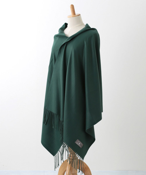 Jubilee Fabric（ジュビリーファブリック）の「大判ストール スムースマテリアル（ストール/ショール・レディース・ブラック/モスグリーン/ブラウン/ネイビー/グレー/ライトグレー/ロイヤルブルー/グレイッシュベージュ/グリーン系その他/アッシュグレー/ダークベージュ/ライトグリーン/テラコッタ/ライトアッシュグレー・FREE）」の18枚目の写真